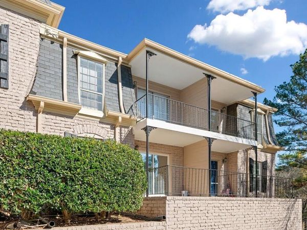 2805 Northeast Expressway NE, Unit B18, Atlanta, GA 30345