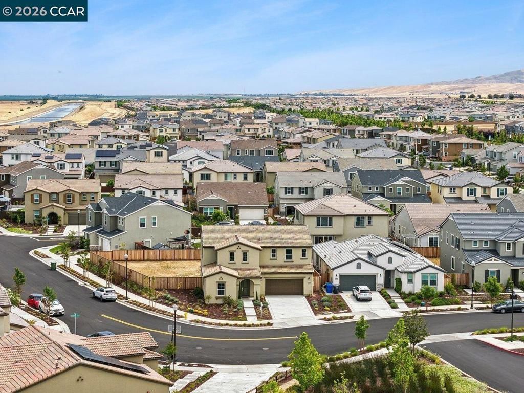 5238 Ironwood Ave, Tracy, CA 95377 Main Photo