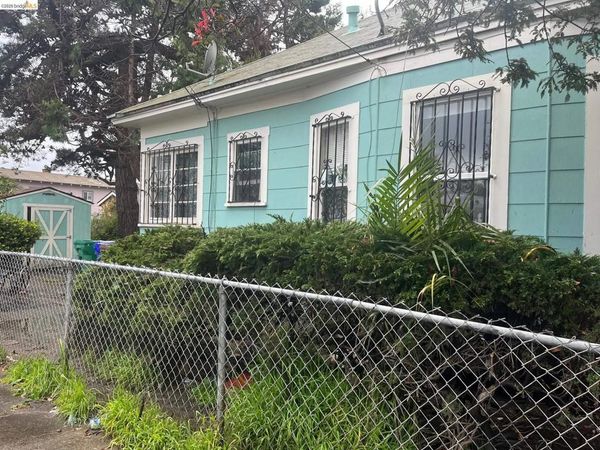 230 Nevin Ave , Richmond, CA 94801