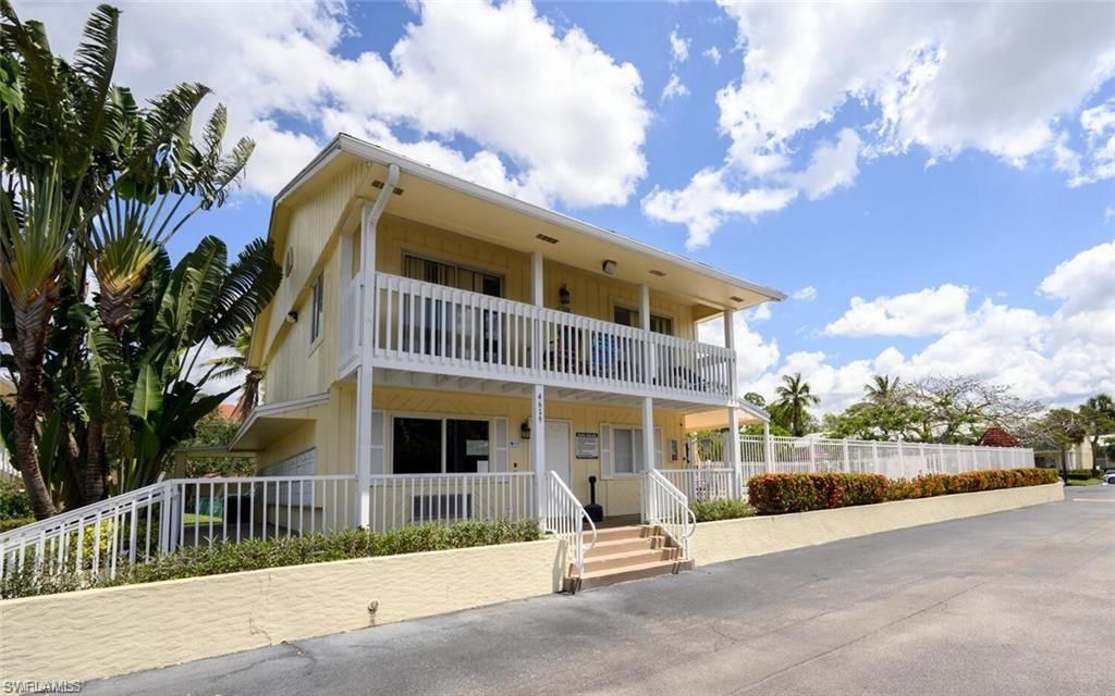 4625 Bayshore Dr, Unit D16, Naples, FL 34112 Photo