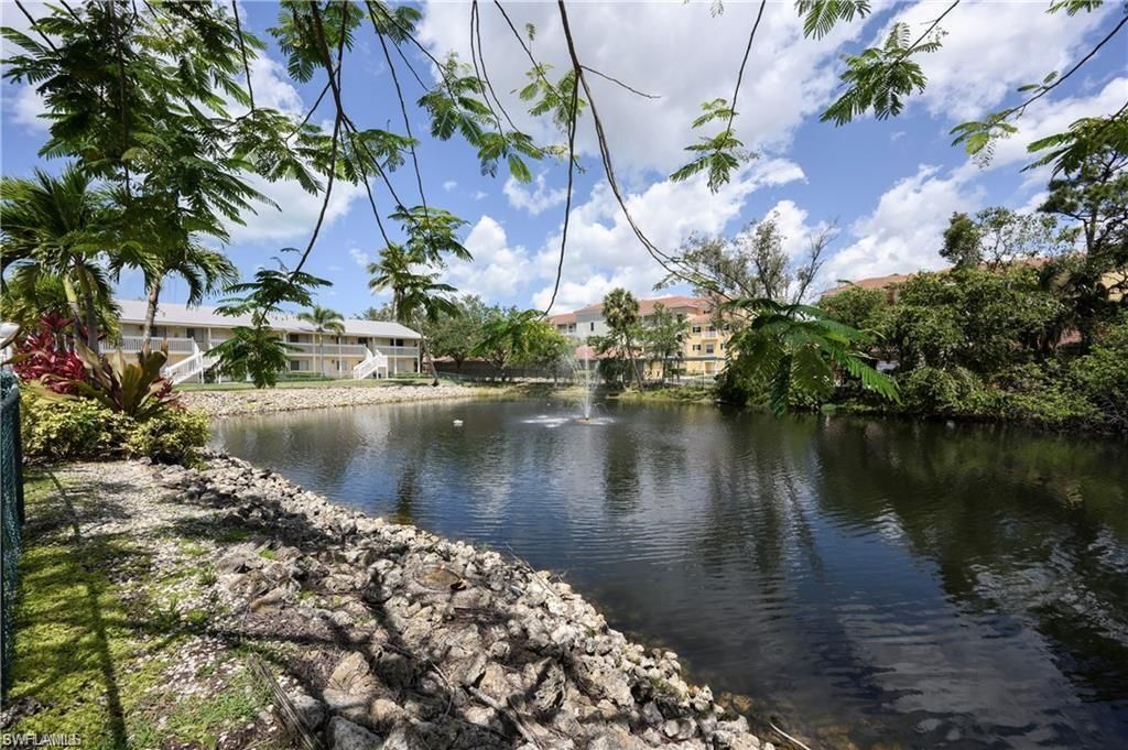 4625 Bayshore Dr, Unit D16, Naples, FL 34112 Photo