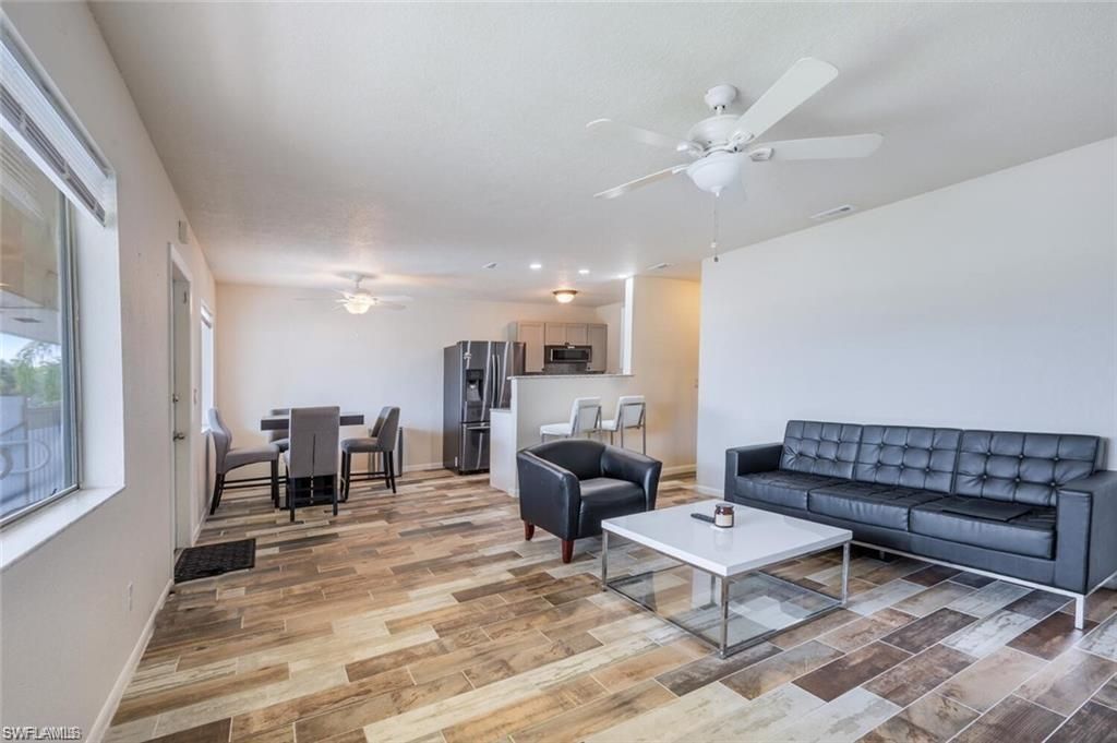 4625 Bayshore Dr, Unit D16, Naples, FL 34112 Photo