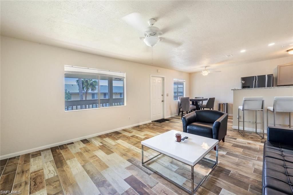 4625 Bayshore Dr, Unit D16, Naples, FL 34112 Photo