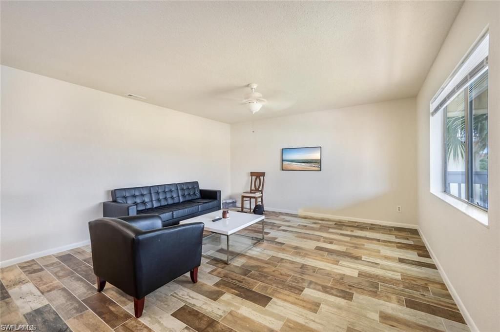 4625 Bayshore Dr, Unit D16, Naples, FL 34112 Photo