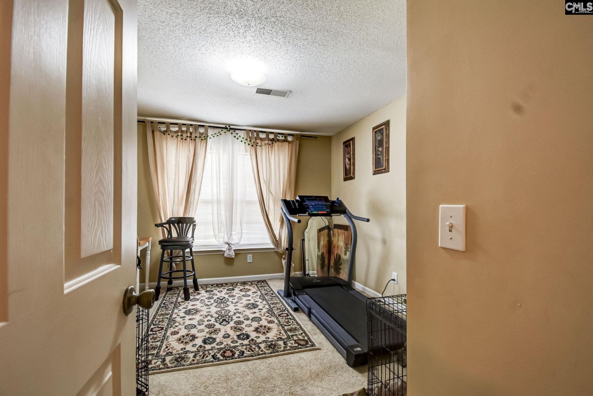 135 Waterville Drive  Photo 10