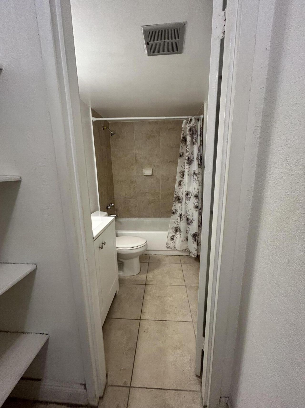 1805 Sans Souci Boulevard, Unit 507, North Miami, FL 33181 Photo