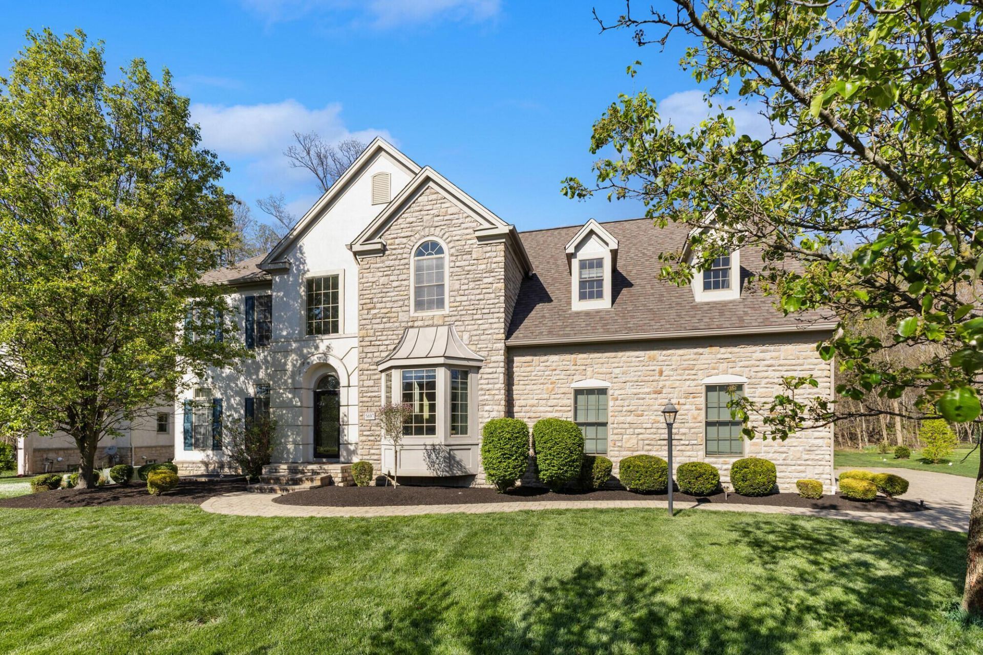 5697 Salem Drive, Westerville, OH 43082 Main Photo