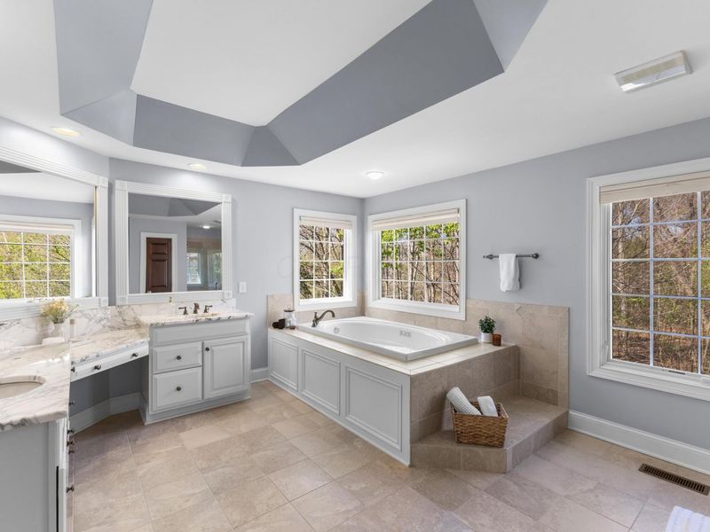 5697 Salem Drive, Westerville, OH 43082 Photo 36