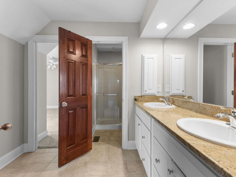 5697 Salem Drive, Westerville, OH 43082 Photo 43