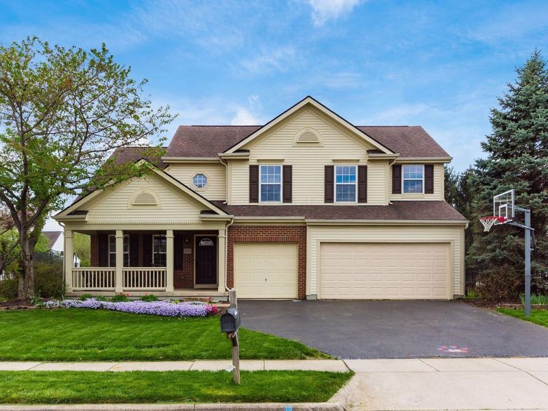 1897 Iris Court, Grove City, OH 43123 Photo 3