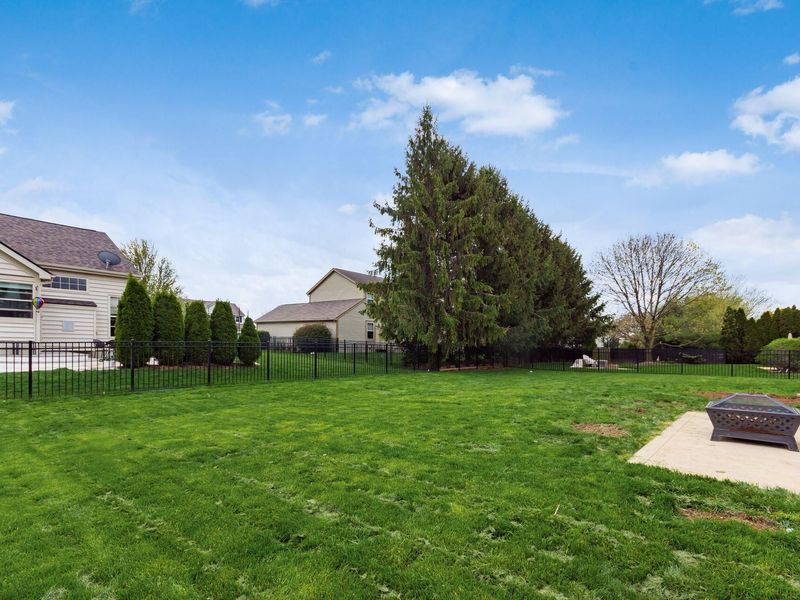 1897 Iris Court, Grove City, OH 43123 Photo 45
