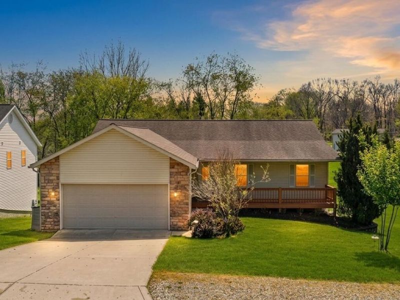151 Heatherwood Drive, Howard, OH 43028 Photo 1