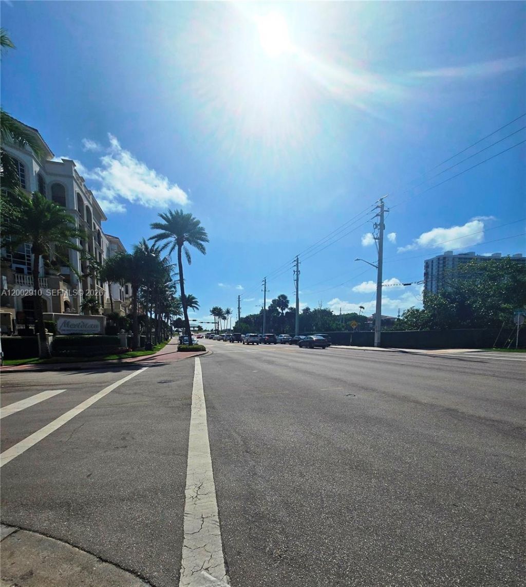 899 E Palmetto Park Rd , Boca Raton, FL 33432 Photo