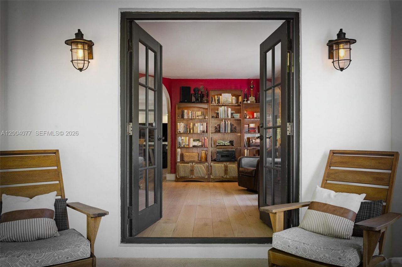 1103 Pizarro St, Coral Gables, FL 33134 Photo