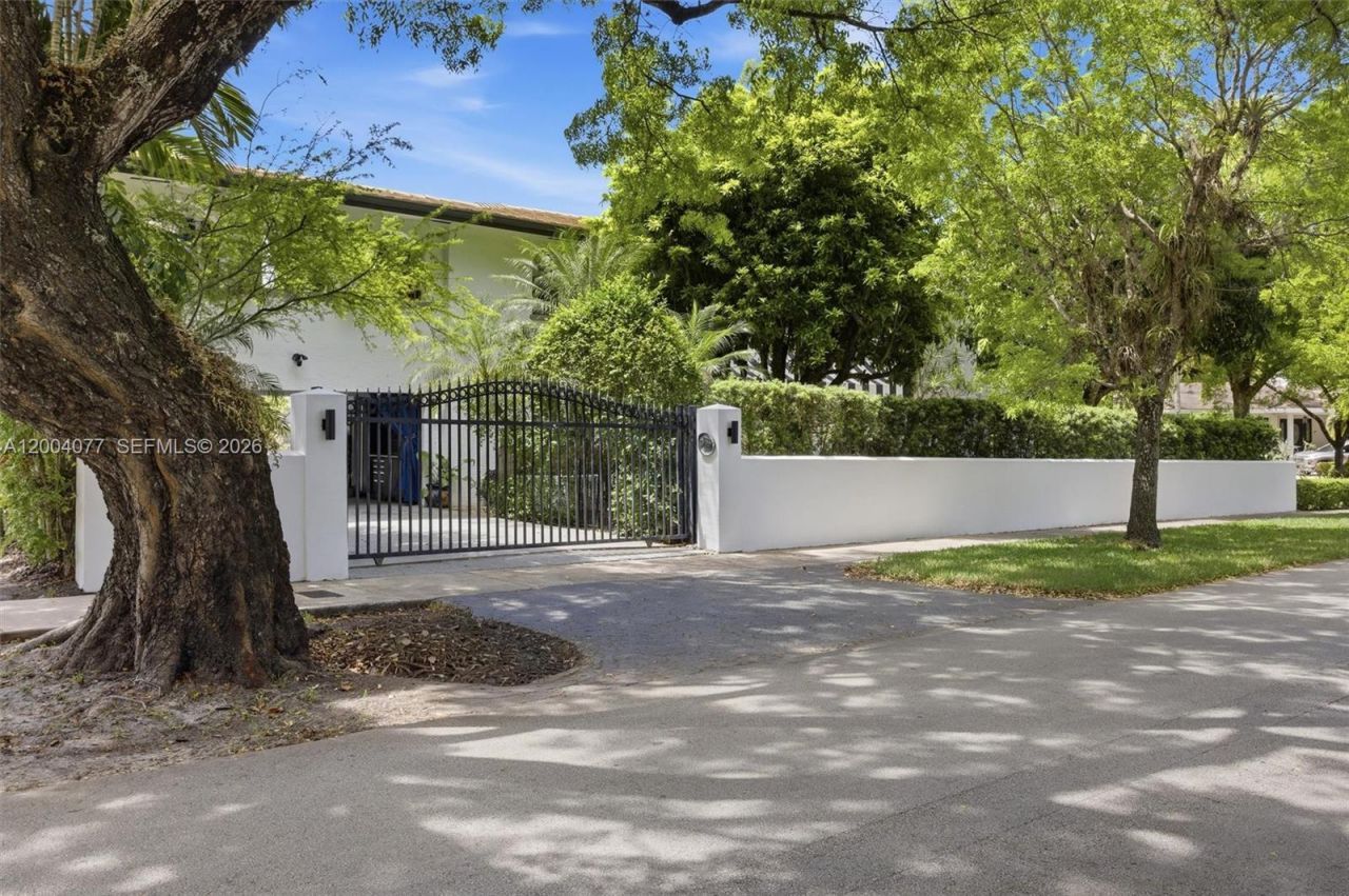 1103 Pizarro St, Coral Gables, FL 33134 Photo