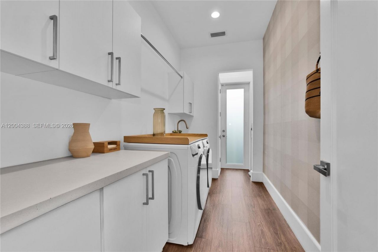 918 Santiago St, Coral Gables, FL 33134 Photo