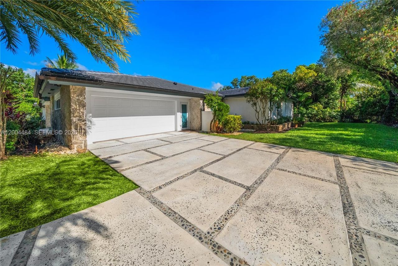 600 Conde Ave, Coral Gables, FL 33156 Photo