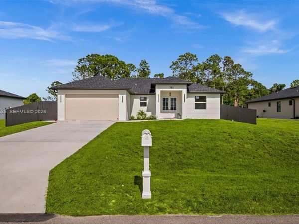 763 Andover Ave S , Lehigh Acres, FL 33974