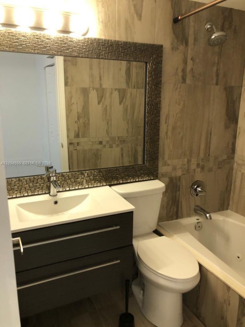 750 Pennsylvania Ave, Unit 1, Miami Beach, FL 33139 Photo