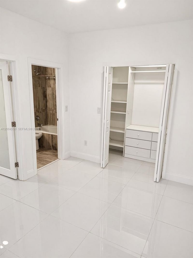 750 Pennsylvania Ave, Unit 1, Miami Beach, FL 33139 Photo