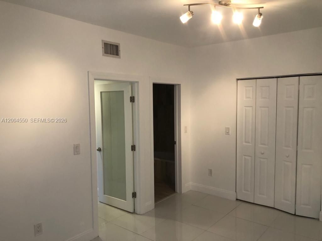 750 Pennsylvania Ave, Unit 1, Miami Beach, FL 33139 Photo