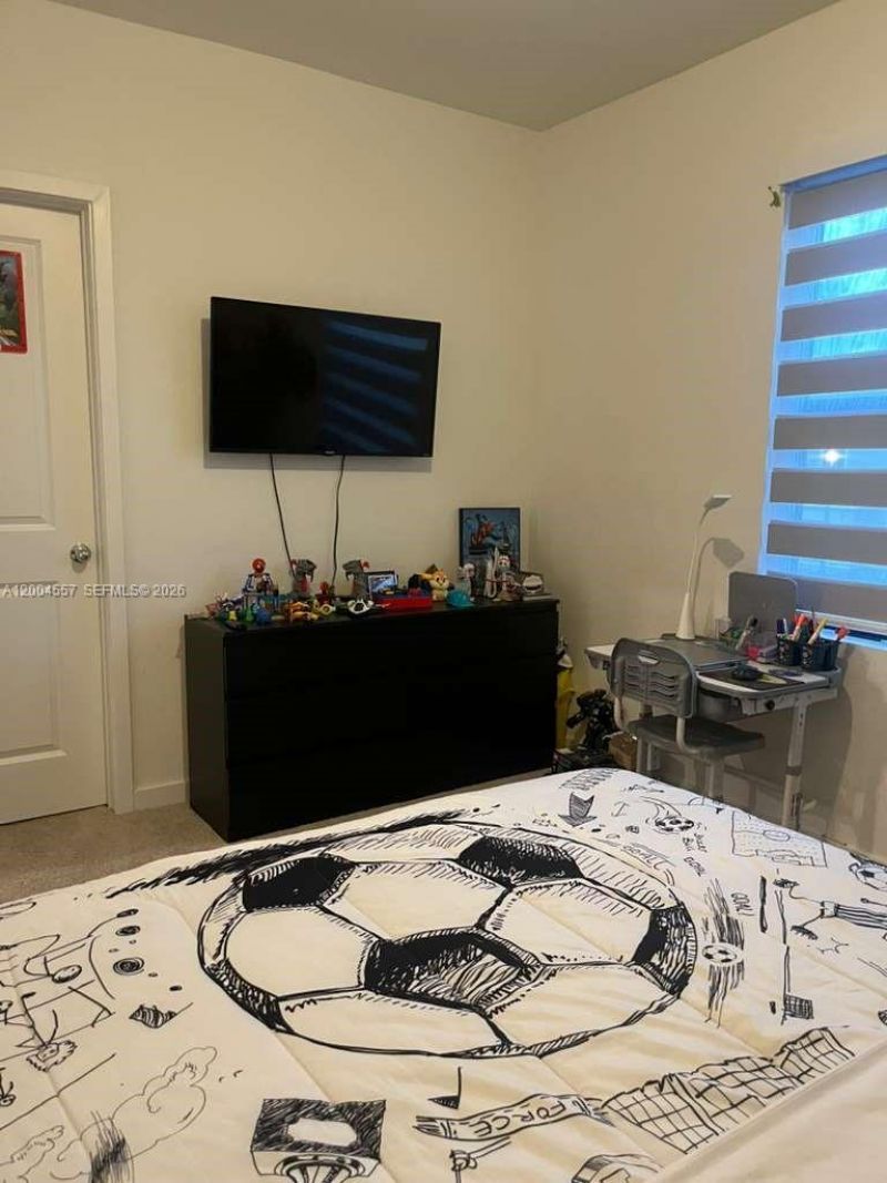 1431 NE 3rd Ave, Florida City, FL 33034 Photo