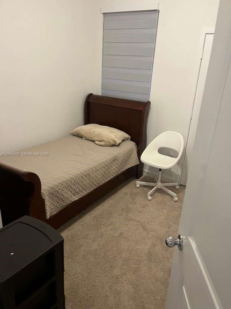 1431 NE 3rd Ave, Florida City, FL 33034 Photo