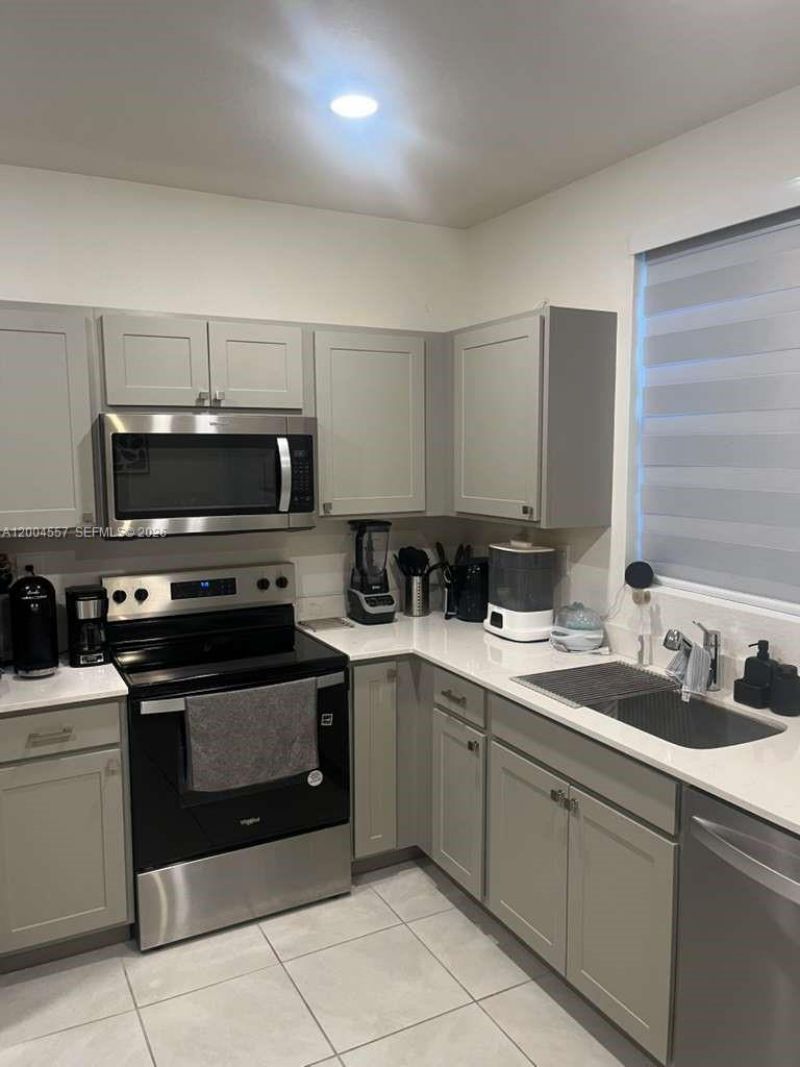 1431 NE 3rd Ave, Florida City, FL 33034 Photo