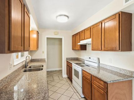7609 Circle Pkwy, Sacramento, CA 95823 Photo