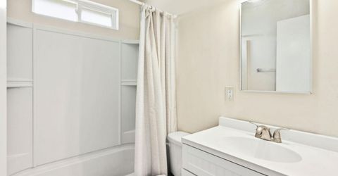 7609 Circle Pkwy, Sacramento, CA 95823 Photo