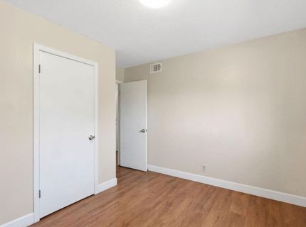7609 Circle Pkwy, Sacramento, CA 95823 Photo