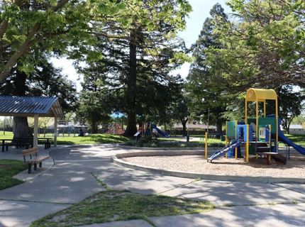 7609 Circle Pkwy, Sacramento, CA 95823 Photo