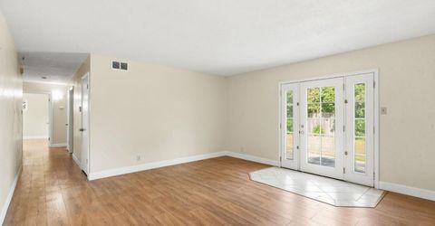 7609 Circle Pkwy, Sacramento, CA 95823 Photo