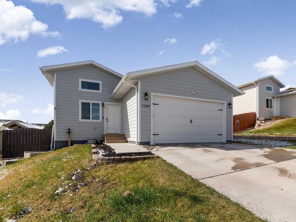 5349 COAL BANK DR, Rapid City, SD 57701