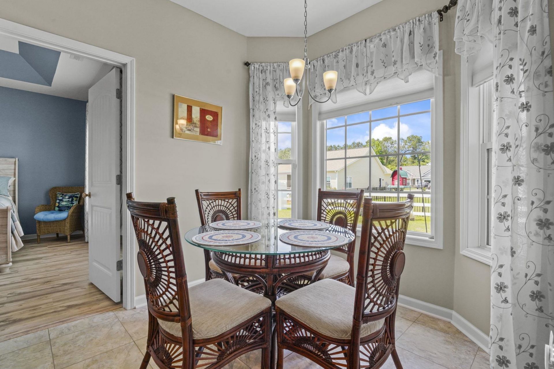 740 Weston Dr. Photo 11