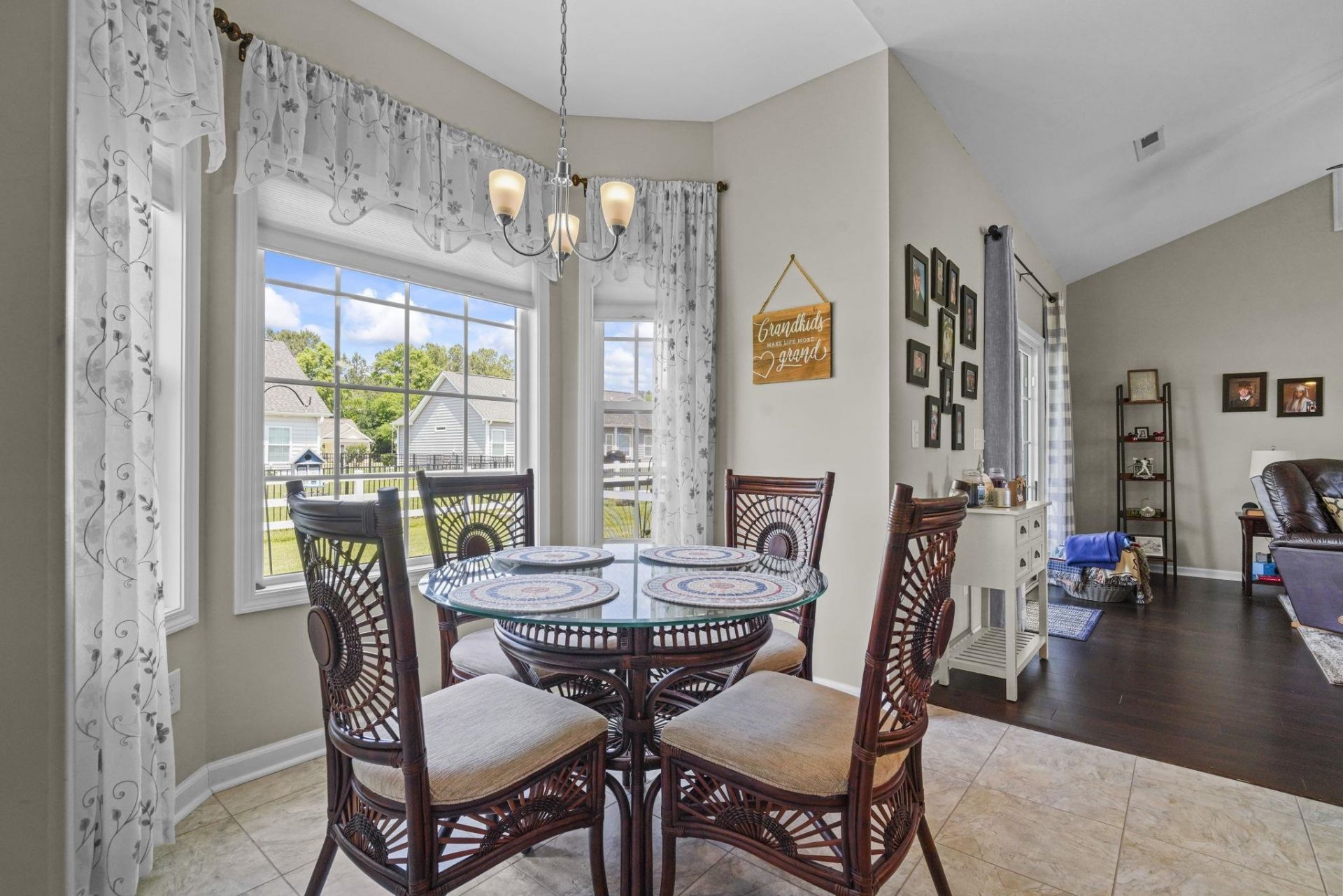 740 Weston Dr. Photo 12