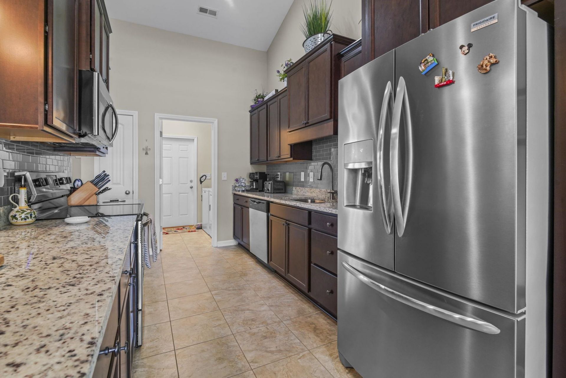 740 Weston Dr.  Photo 16