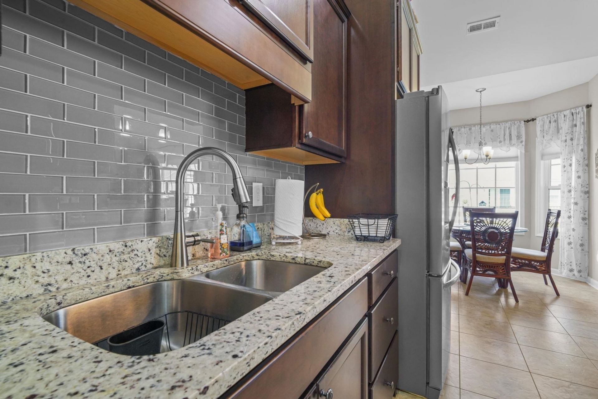 740 Weston Dr. Photo 18