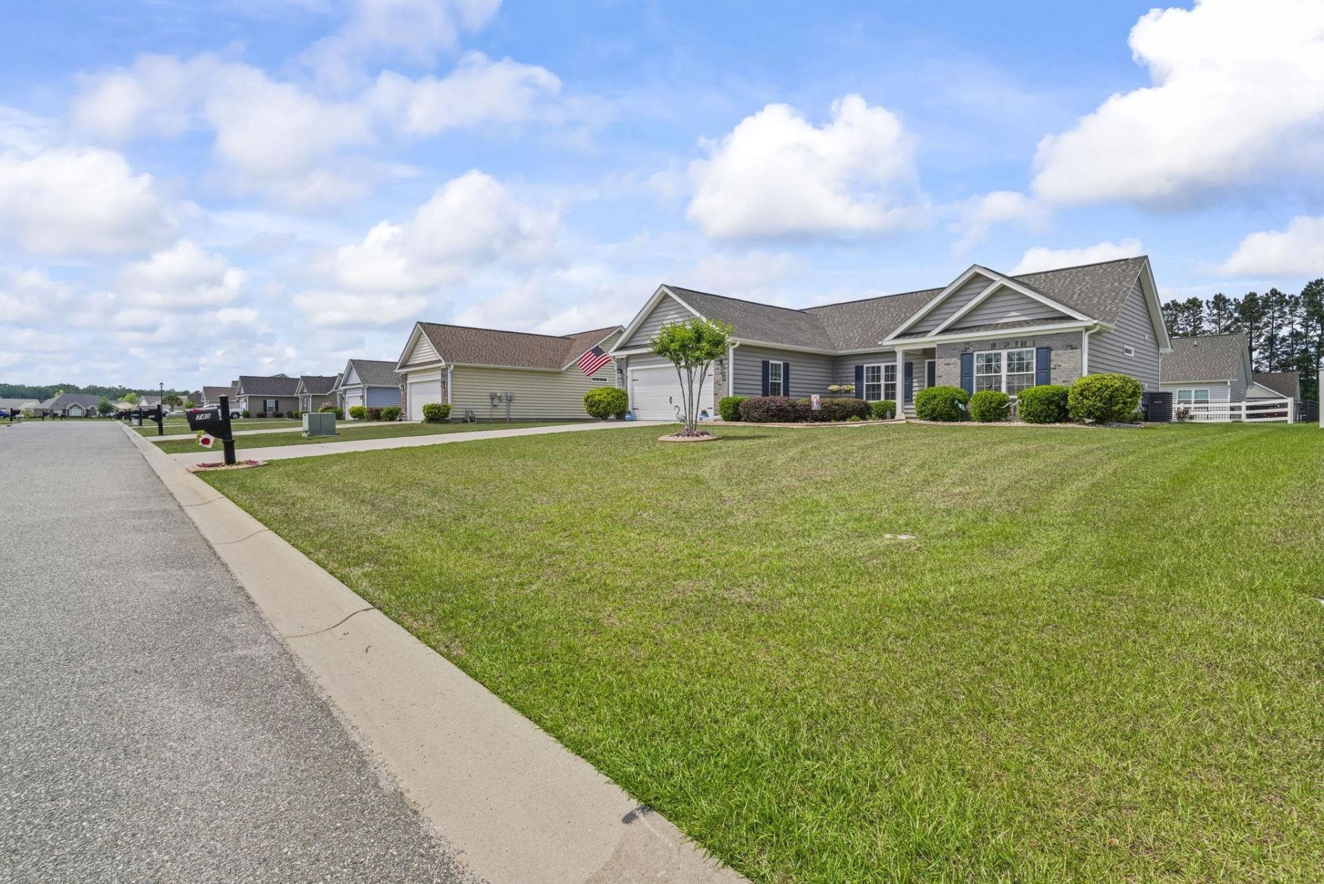 740 Weston Dr. Photo 36
