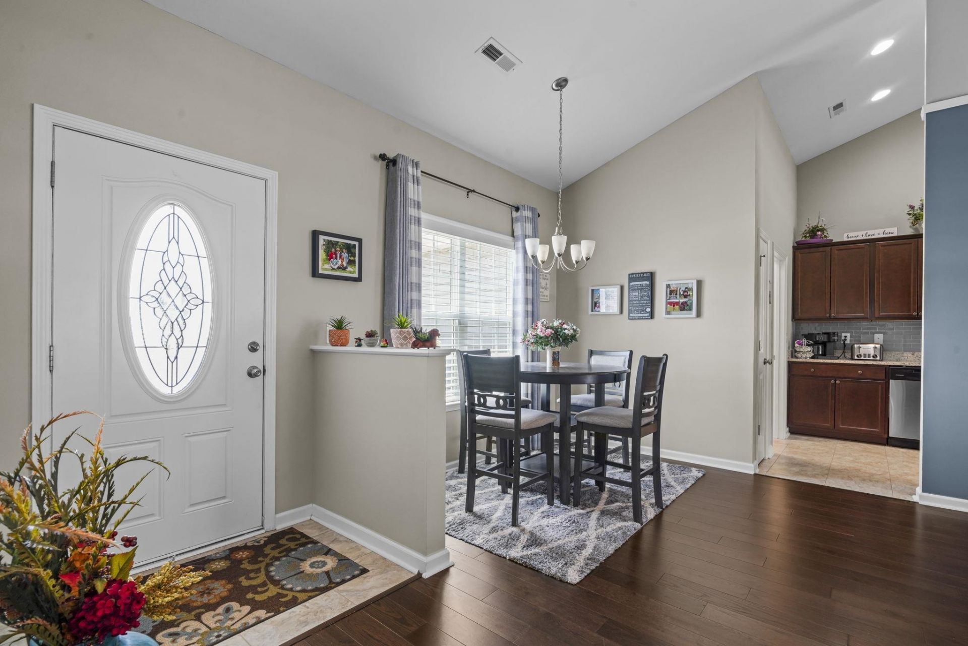 740 Weston Dr.  Photo 9