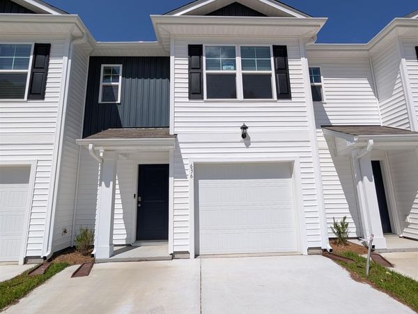 636 Golden Resin Rd , Conway, SC 29526