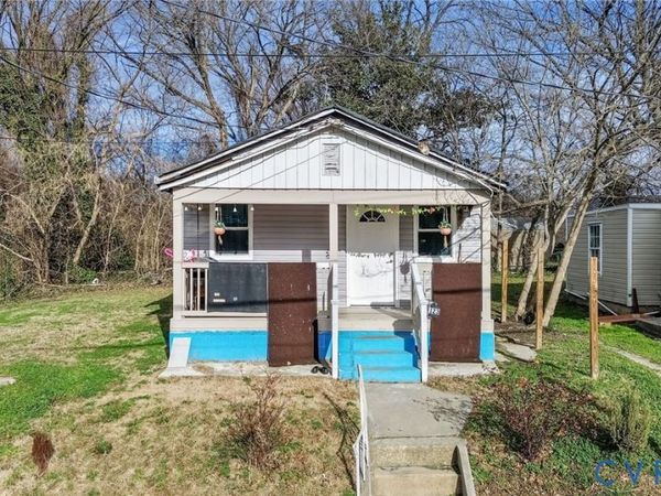 123 Mars Street , Petersburg, VA 23803
