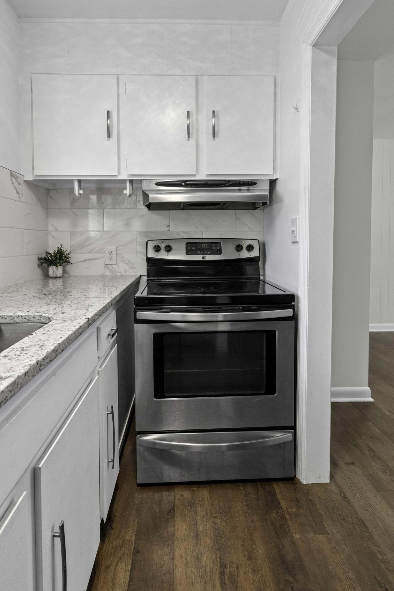 874 Colony Drive Photo 12