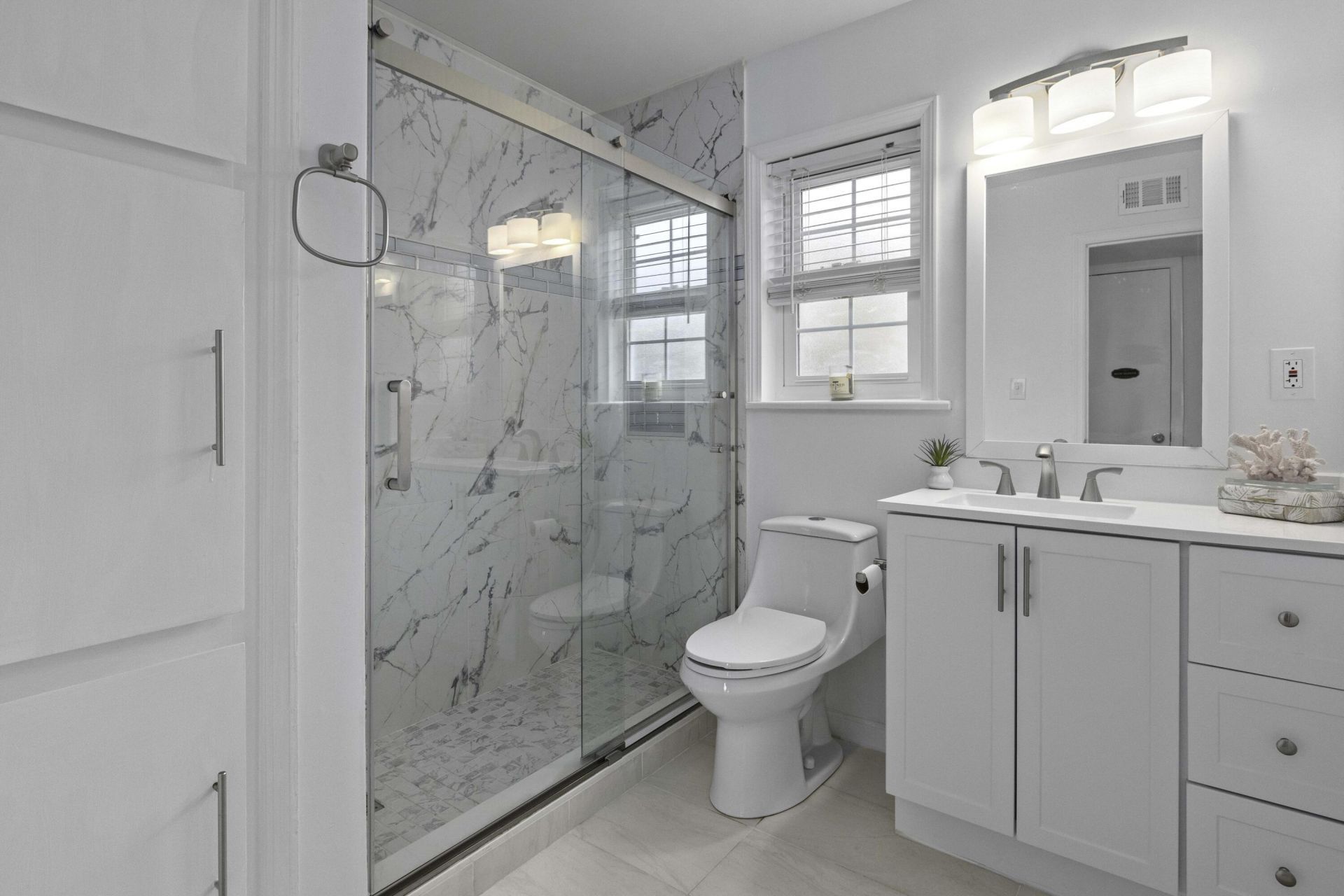 874 Colony Drive Photo 15