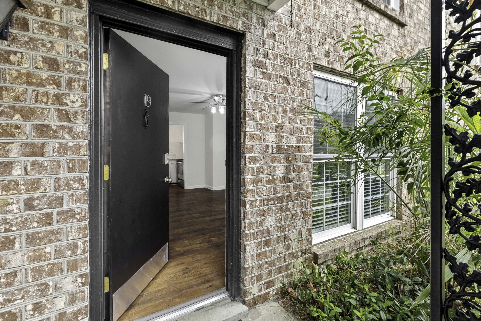 874 Colony Drive Photo 33