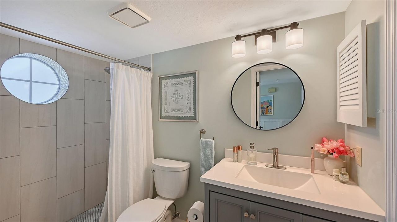 1203 Siesta Bayside Drive, Unit 1203-D, Sarasota, FL 34242 Photo
