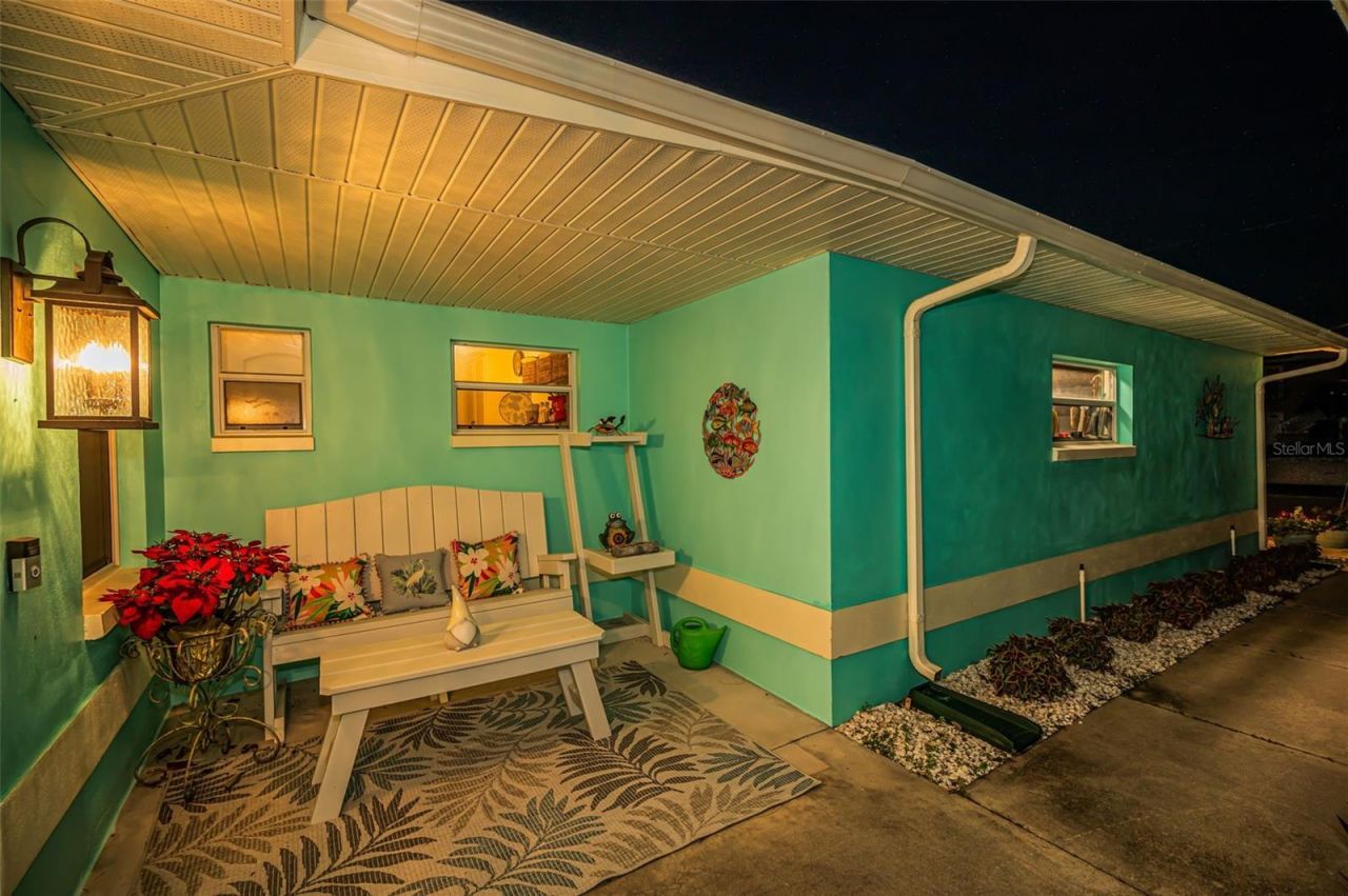 1626 Sea Breeze Drive, Tarpon Springs, FL 34689 Photo