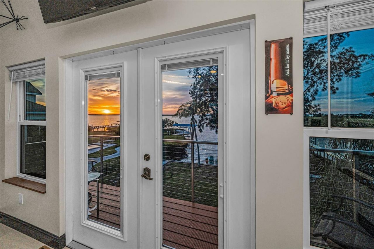 1626 Sea Breeze Drive, Tarpon Springs, FL 34689 Photo