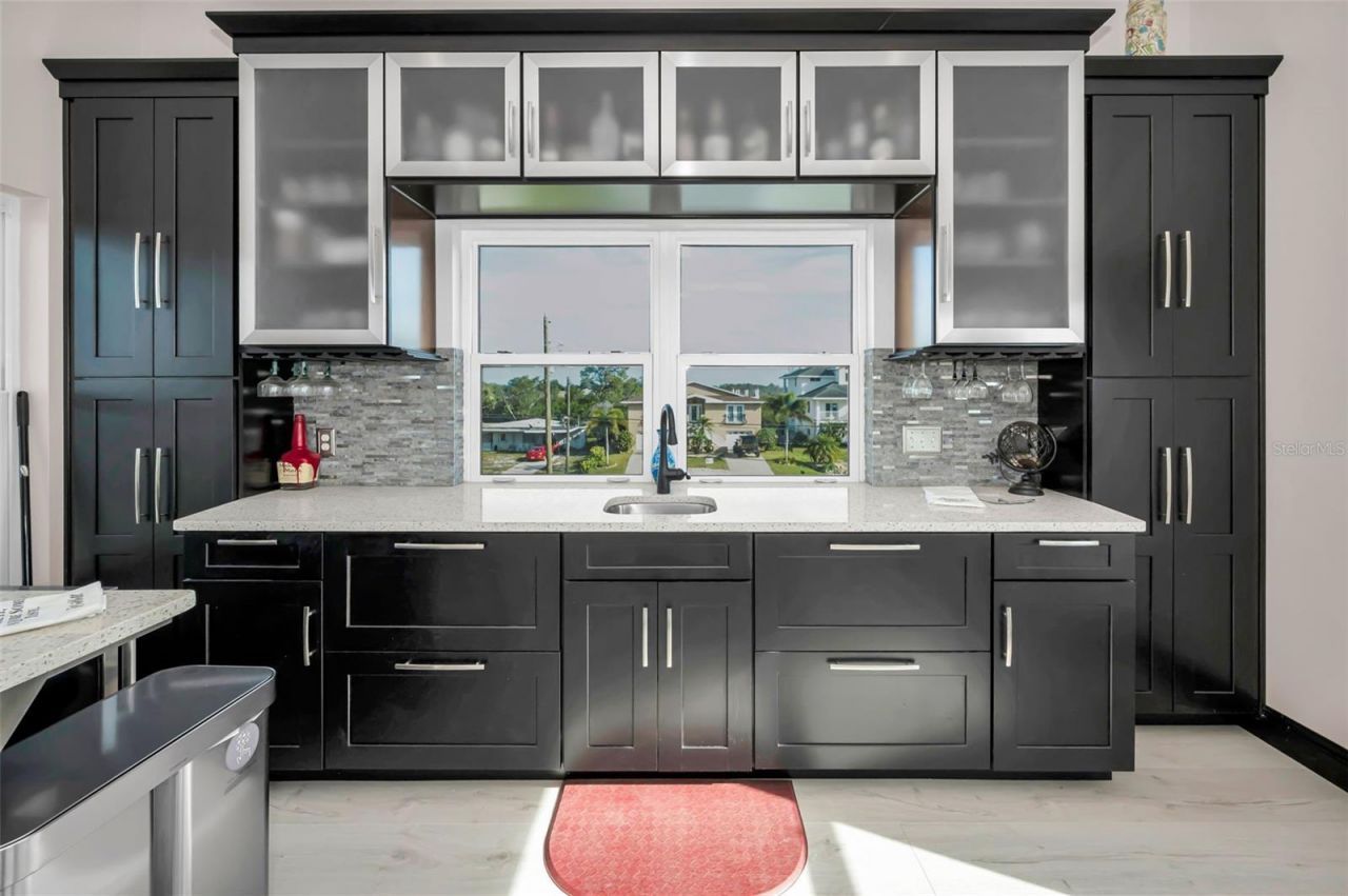 1626 Sea Breeze Drive, Tarpon Springs, FL 34689 Photo