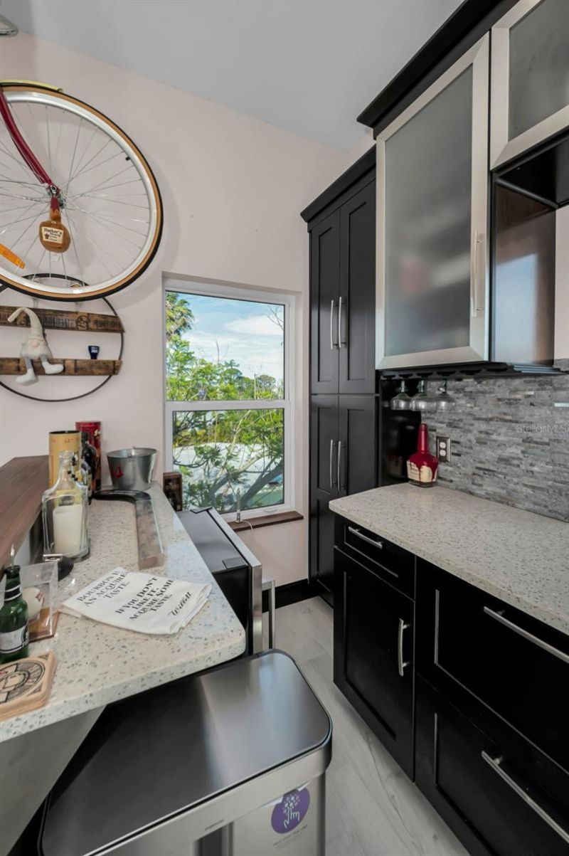 1626 Sea Breeze Drive, Tarpon Springs, FL 34689 Photo